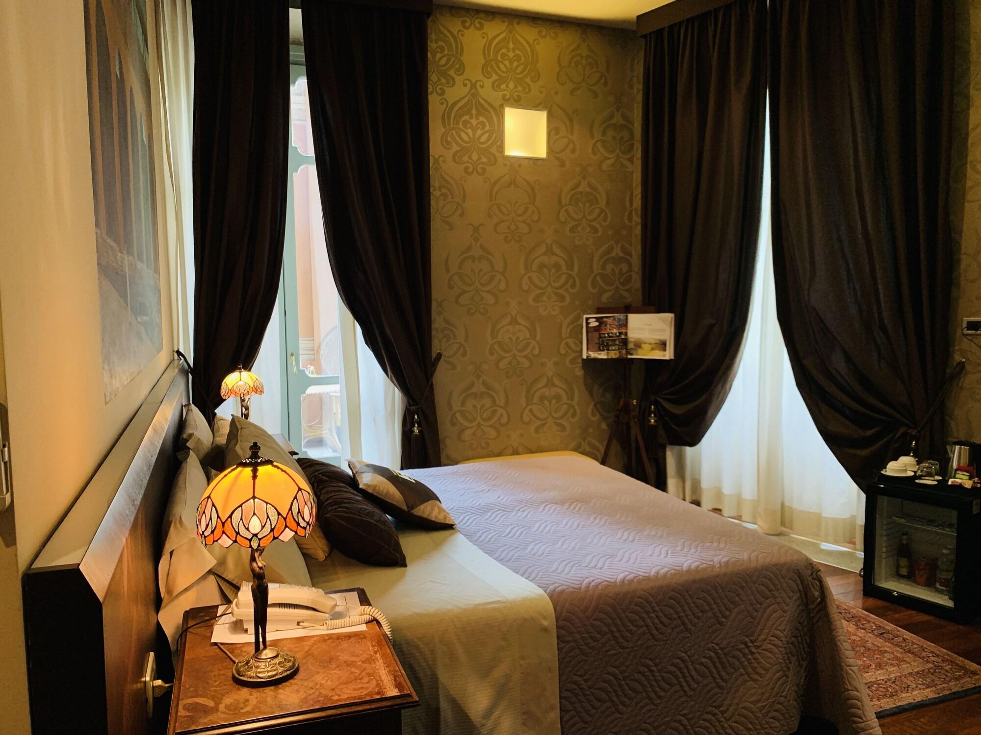 Hotel Dei Pittori Torino Esterno foto